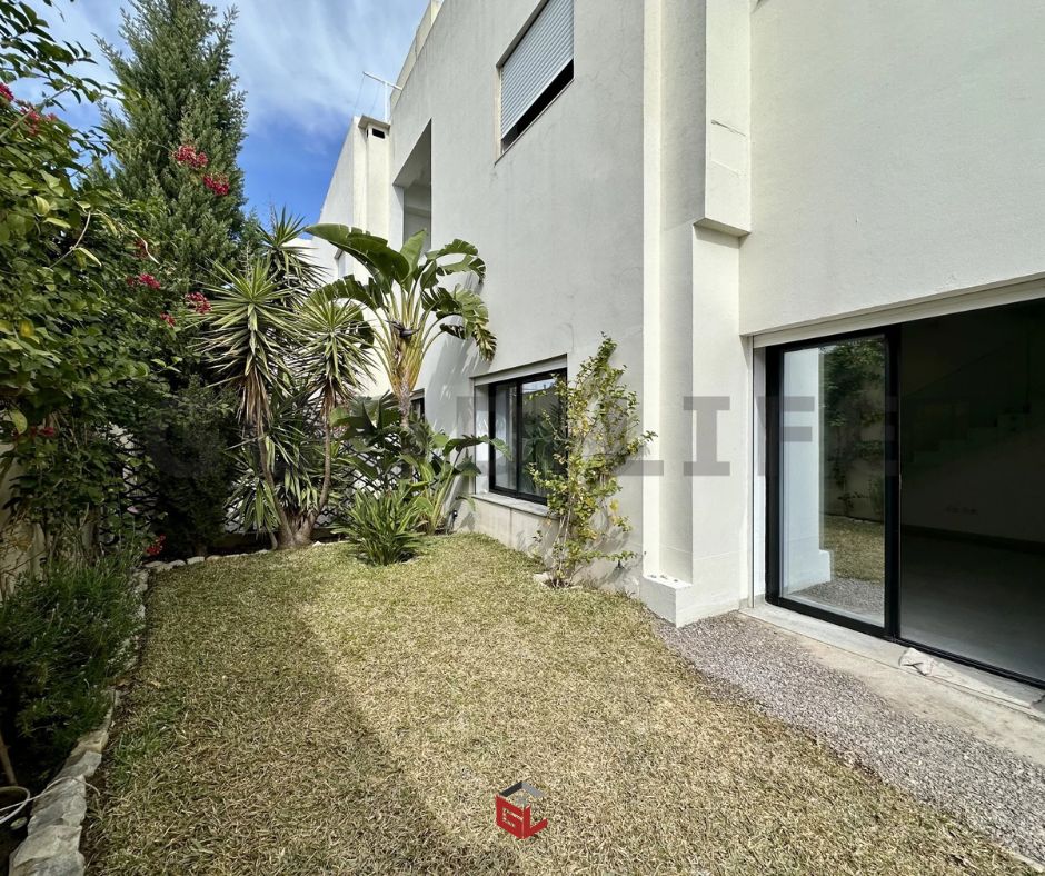 La Marsa Marsa Safsaf Location Maisons Duplex avec jardin  la marsa