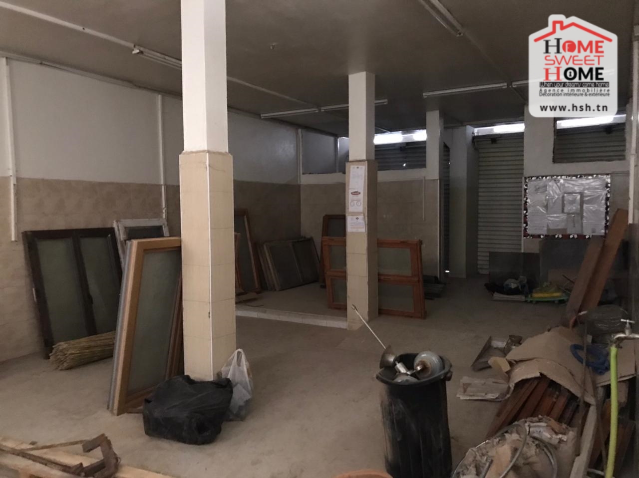 El Omrane Superieur El Omrane Superieur Bureaux & Commerces Surfaces Local devan  omrane sup