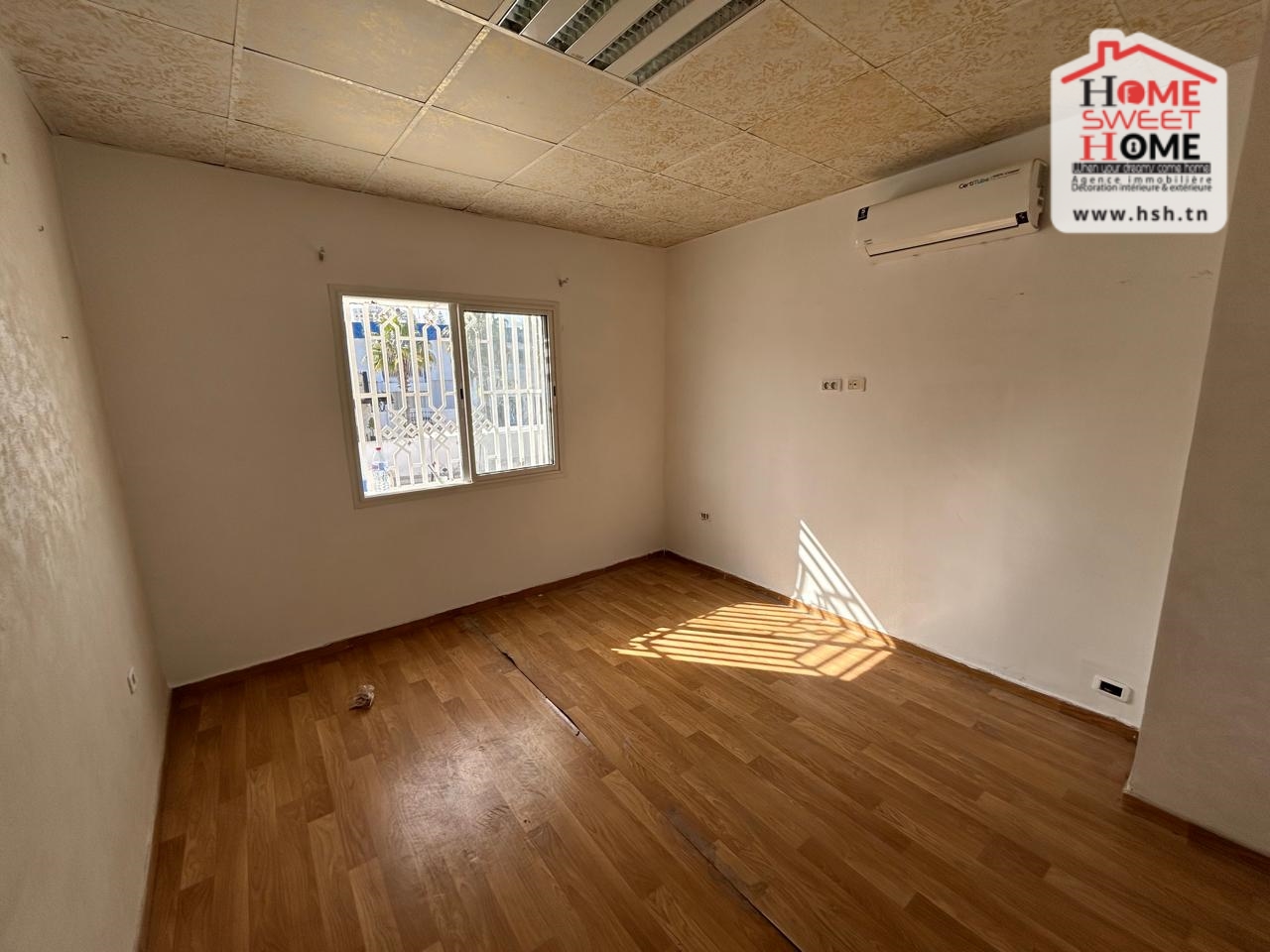 Ariana Ville El Menzah 8 Bureaux & Commerces Bureau Bureau h2 kaya  menzah 8