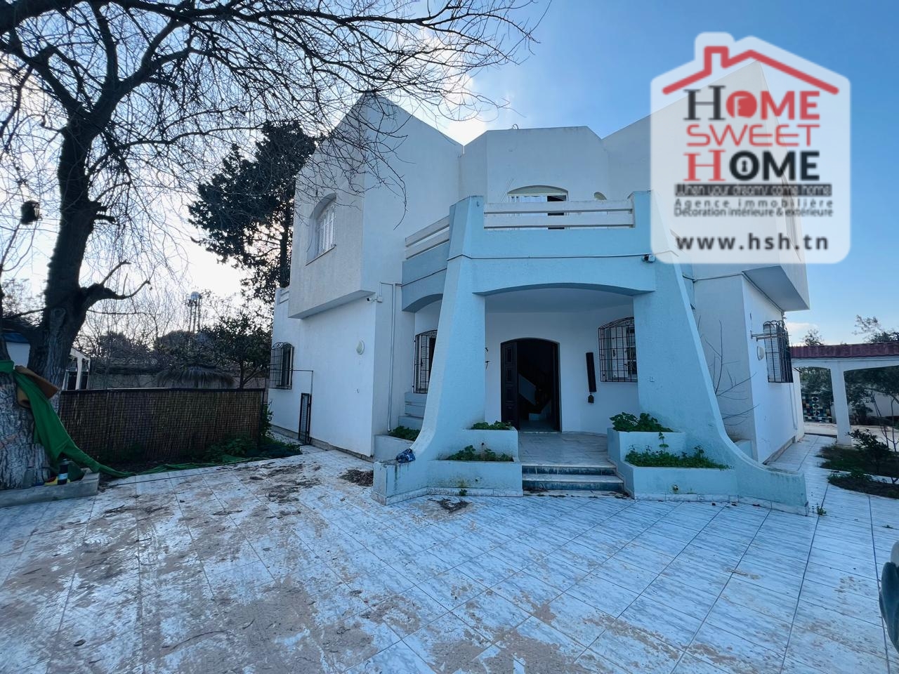 La Soukra La Soukra Location Maisons Villa prestige  la soukra