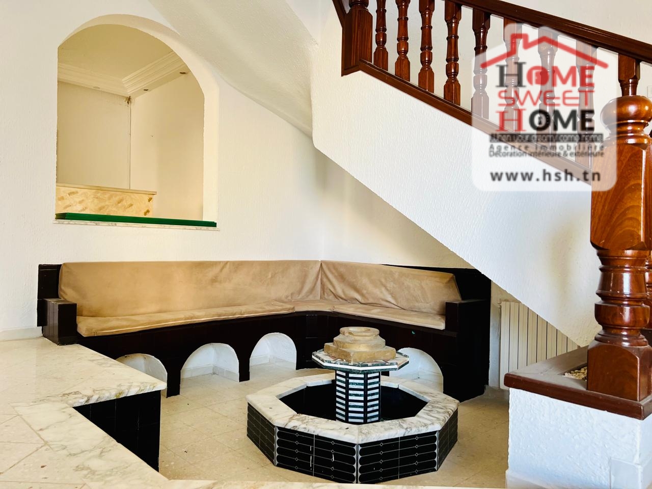 La Soukra La Soukra Location Maisons Villa prestige  la soukra