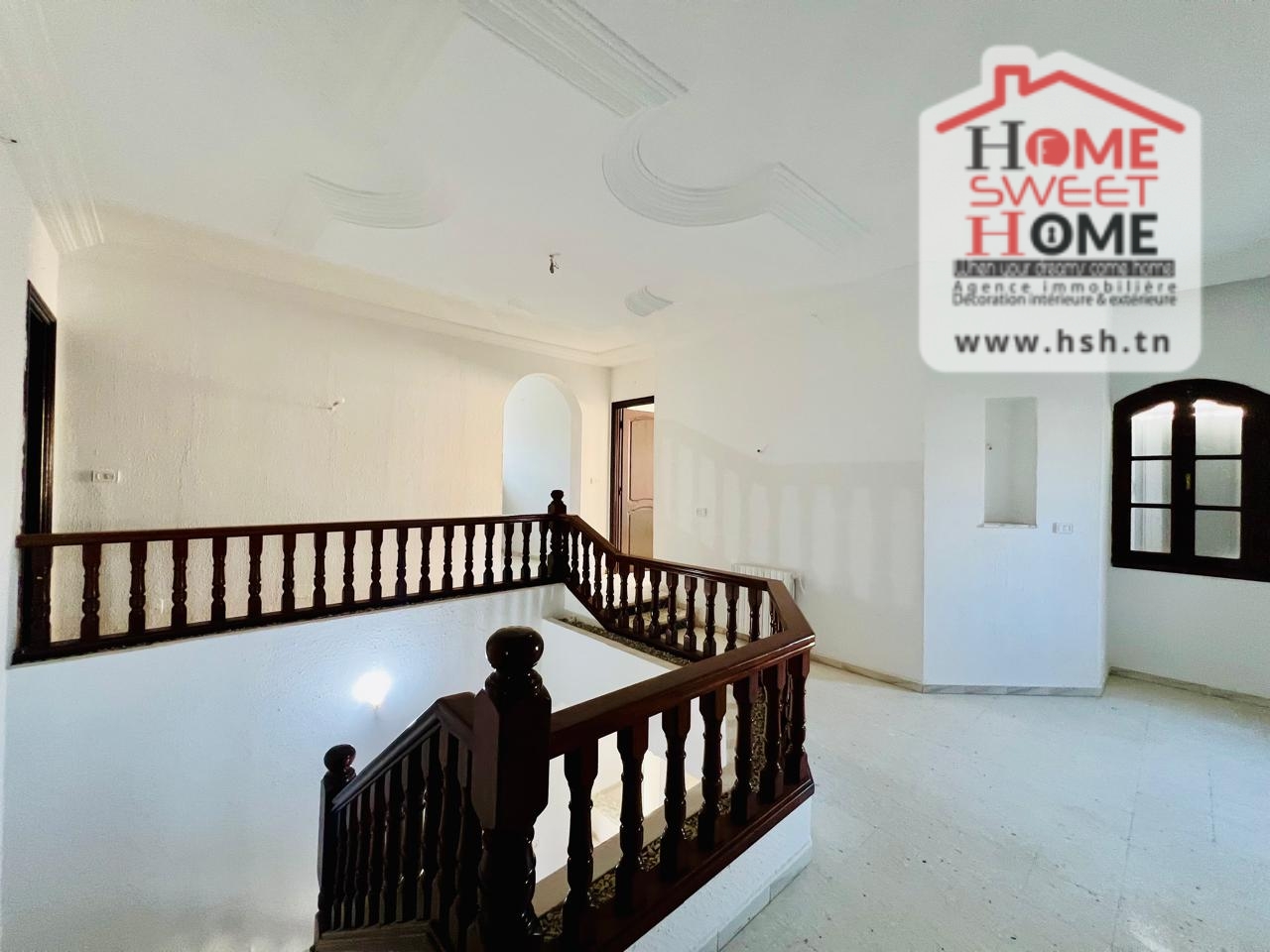 La Soukra La Soukra Location Maisons Villa prestige  la soukra