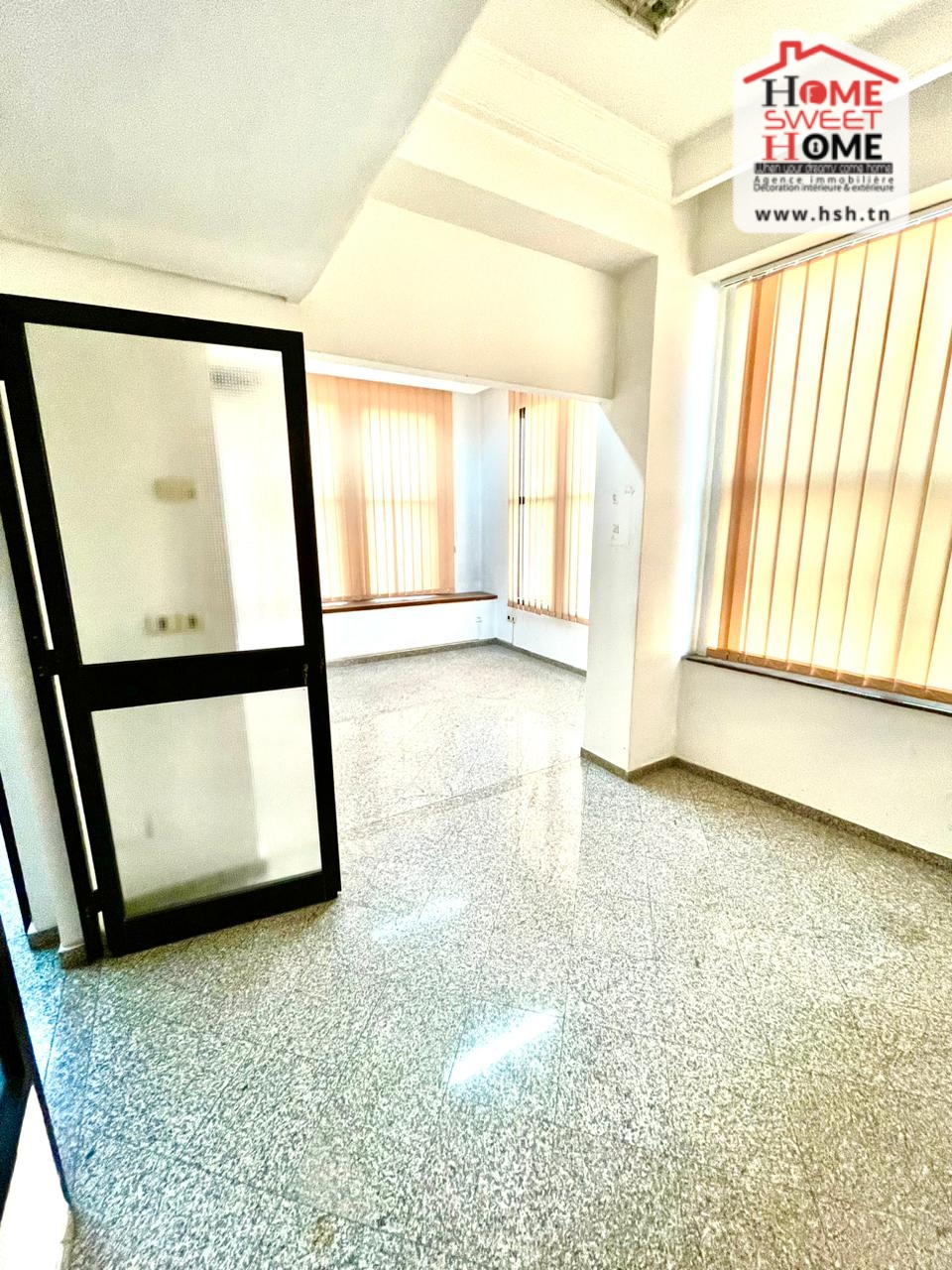 Bab Bhar Bab Bhar Location Appart. 5 pices+ Immeuble knia  beb bhar tunis