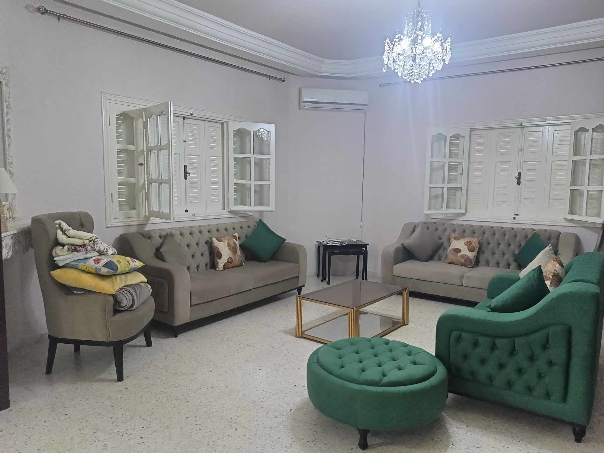 La Soukra Borj Louzir Vente Appart. 3 pices Une maison plain pied  borj louzir sidi sofian