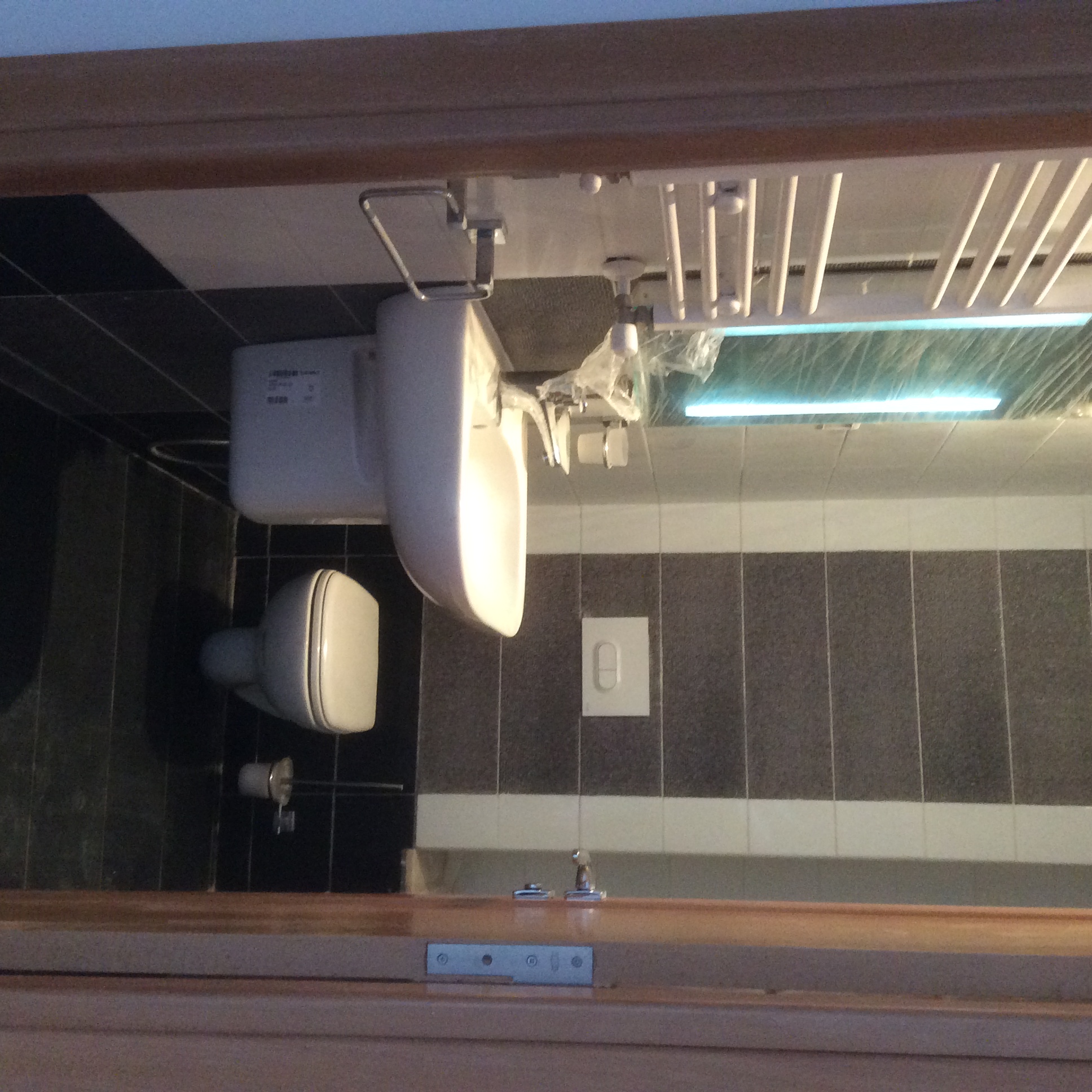 Cite El Khadra Cite Jardins Location Appart. 3 pices Plac pasteur appt au 1 er etage  salon et 2 p