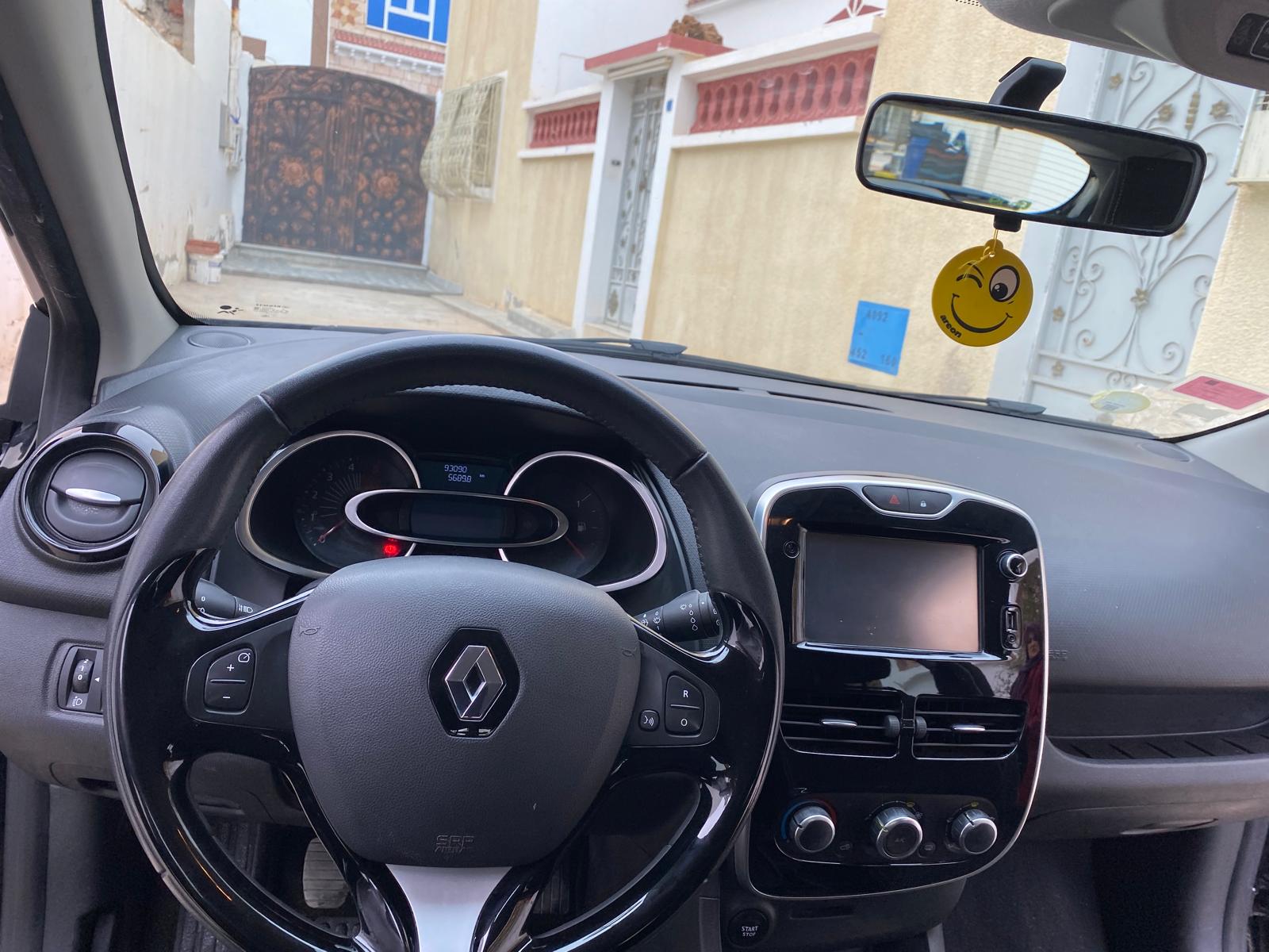 Tataouine Sud Tataouine Renault Clio Clio 4 to buy en urgence