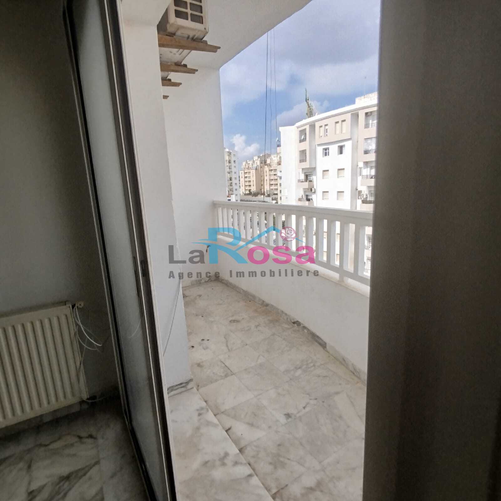 Mnihla Cite Ennasr Location Appart. 4 pices Spacieux appartement s3  cit2 ennasr