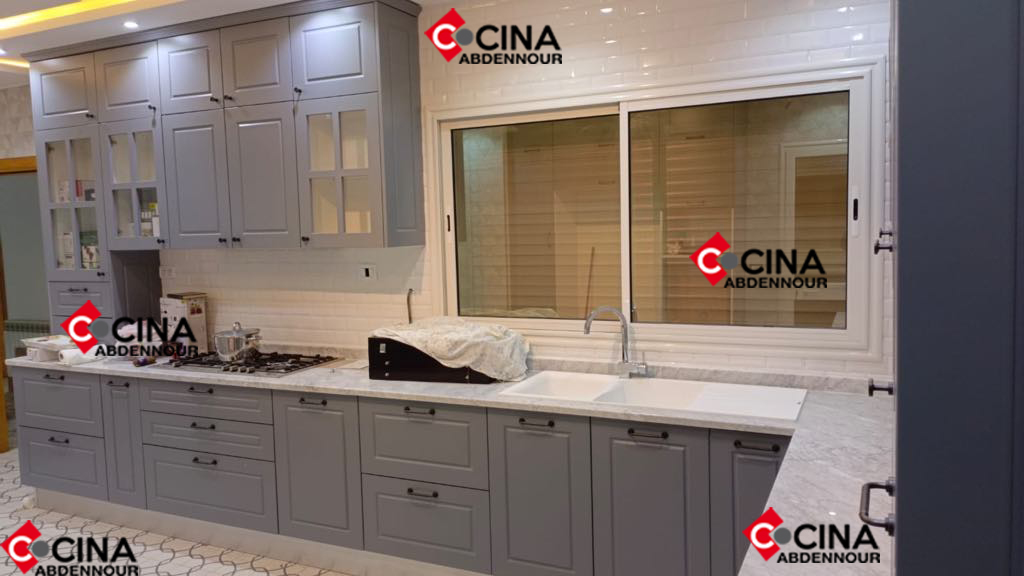 La Soukra Sidi Frej Meubles de cuisine et salle de bain Cuisines Equipes Cuisine classique gris