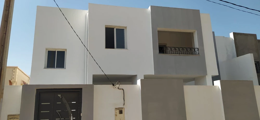Gabes Sud Sidi Boulbaba Location Appart. 4 pices Maison salon  3 chambres
