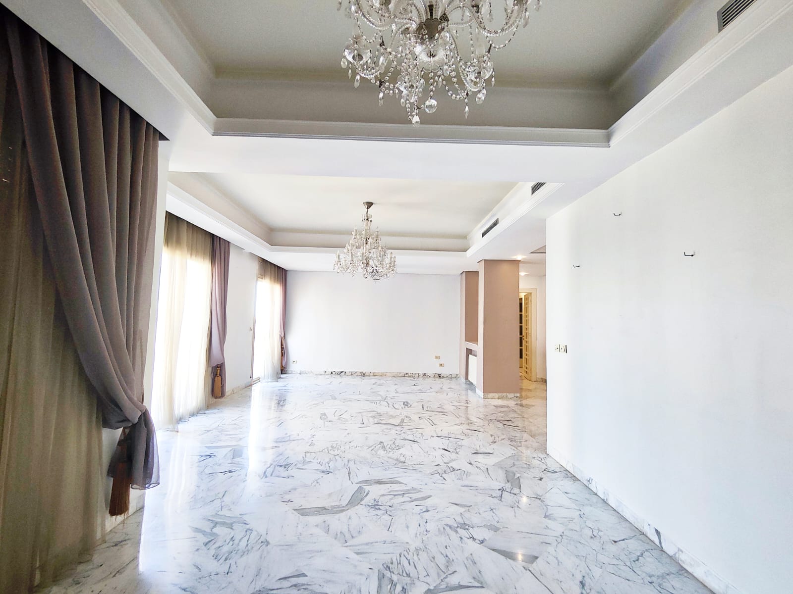 La Marsa Berge Du Lac Location Appart. 5 pices+ Grand appartement s4 au lac1