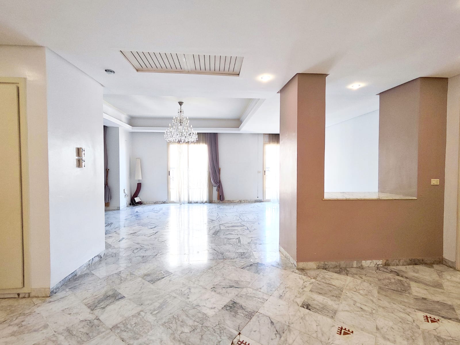 La Marsa Berge Du Lac Location Appart. 5 pices+ Grand appartement s4 au lac1