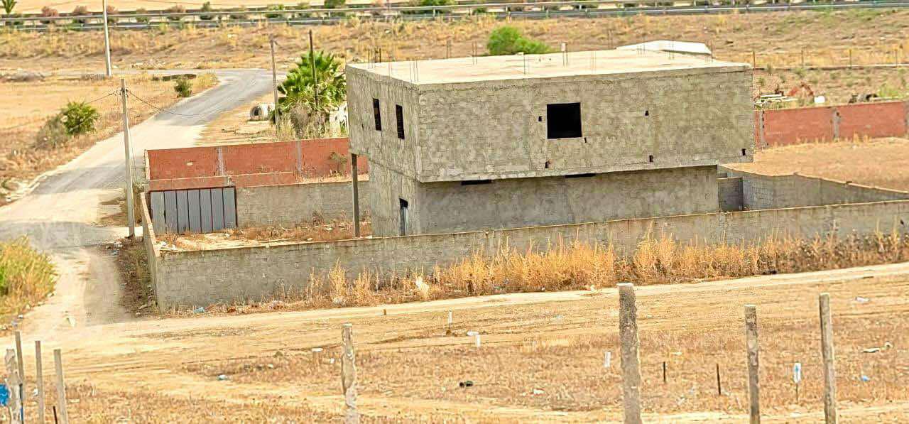 Sidi Thabet Sidi Thabet Terrain Terrain nu Terrain bon place  prix raisennable