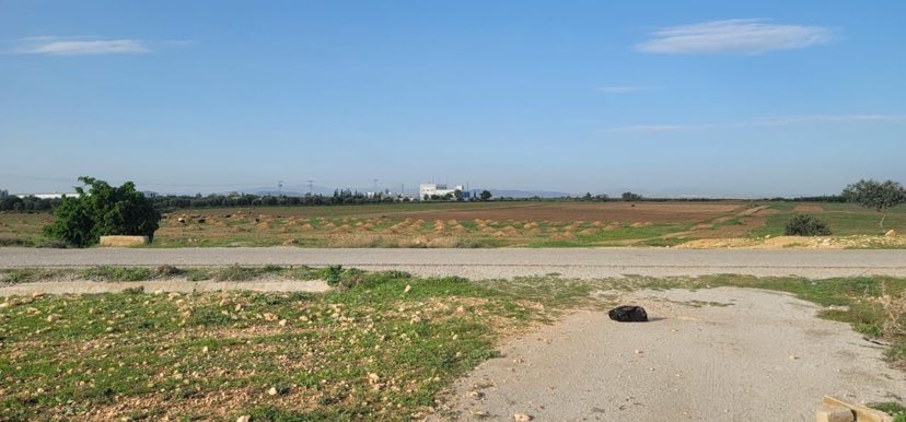 Bou Ficha Bou Ficha Terrain Terrain nu Terrain sont titr de 160 m2