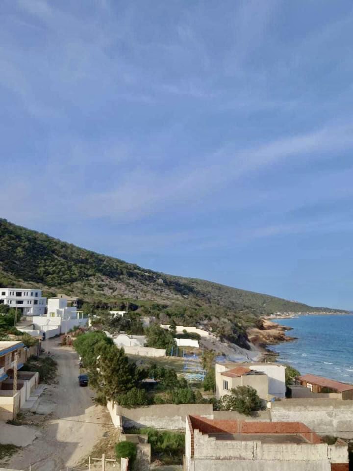Ghar El Melh Ghar El Melh Location vacances Appart. 2 pices S plus un a la plage de sidi ali makki