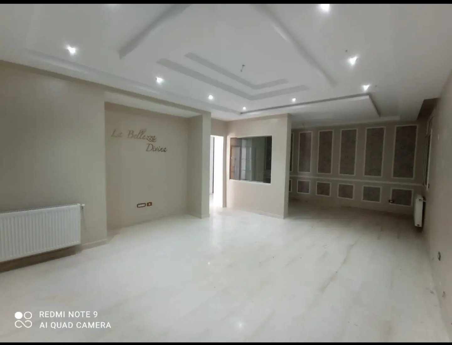 La Marsa El Aouina Bureaux & Commerces Bureau Etage de villa spacieux l aouina