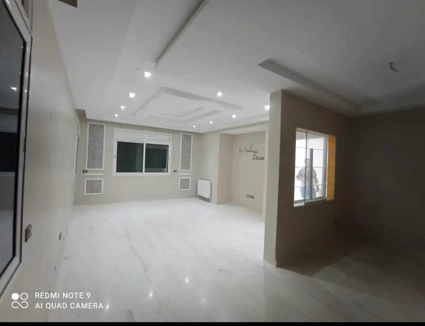 La Marsa El Aouina Bureaux & Commerces Bureau Etage de villa spacieux l aouina