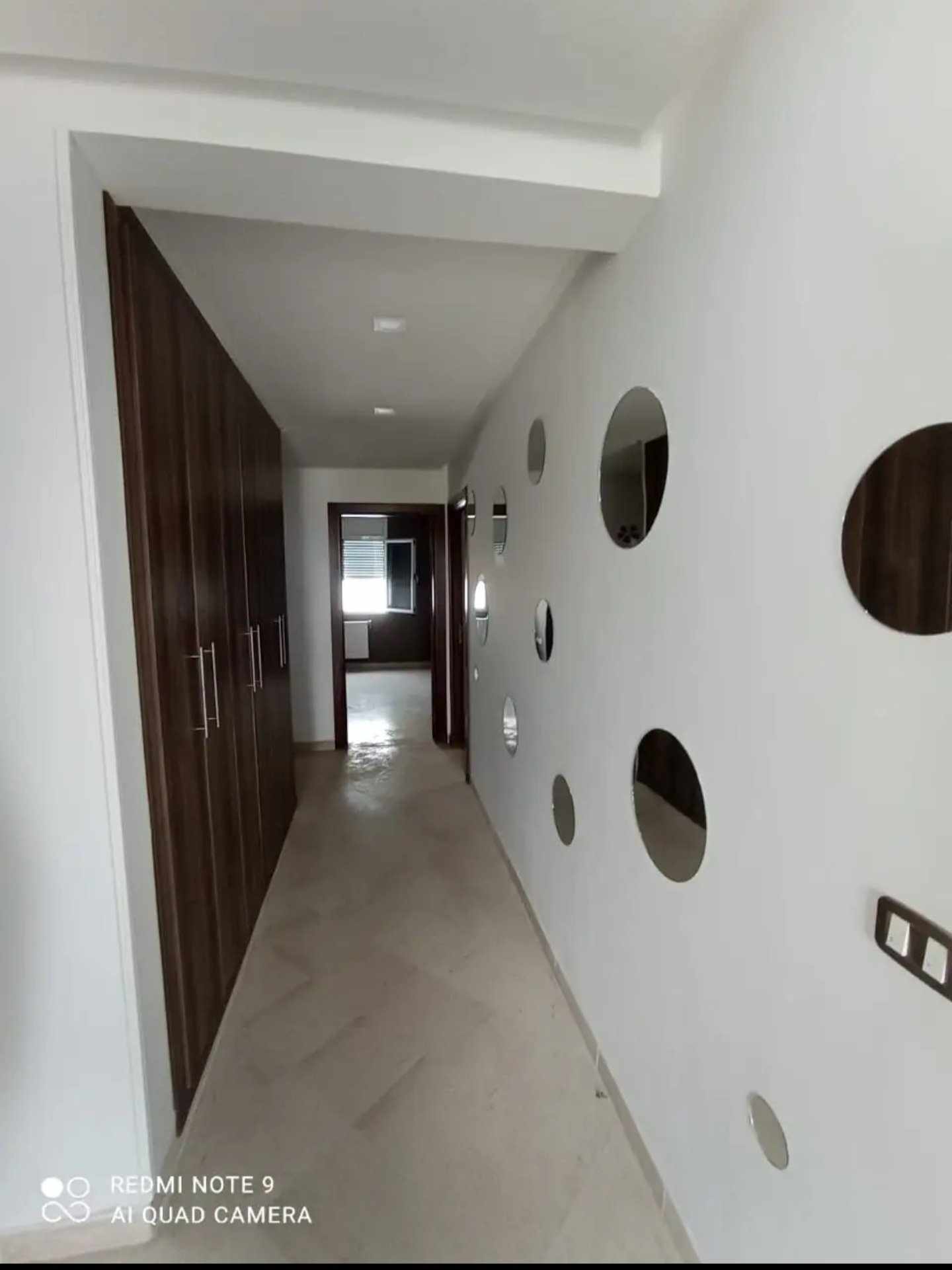 La Marsa El Aouina Bureaux & Commerces Bureau Etage de villa spacieux l aouina