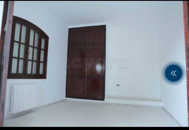 La Soukra La Soukra Location Maisons Villa style amricain avec grand jardin