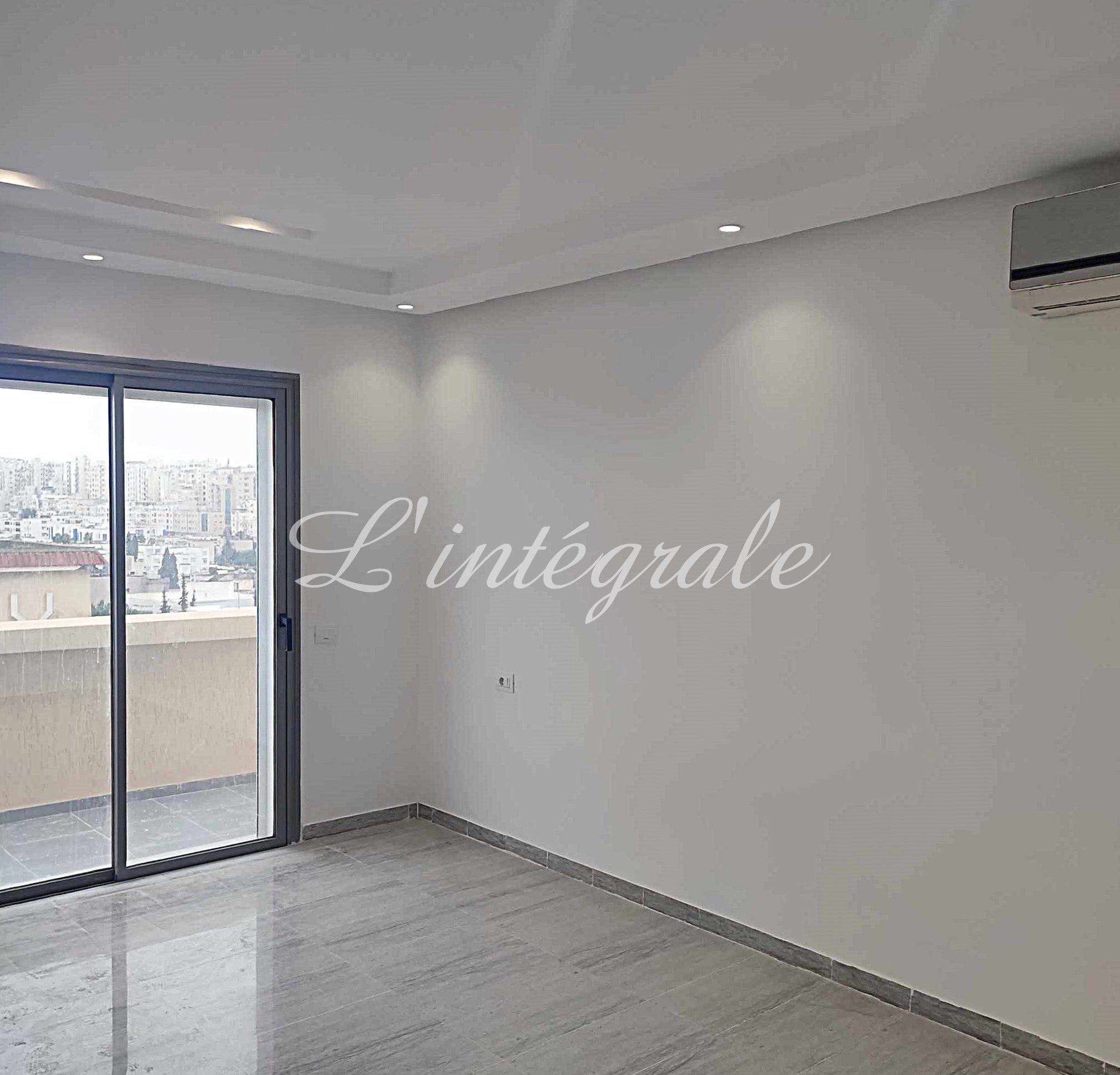 Ariana Ville Cite Ennasr 2 Location Appart. 3 pices S2 avec suite parentale et terrasse