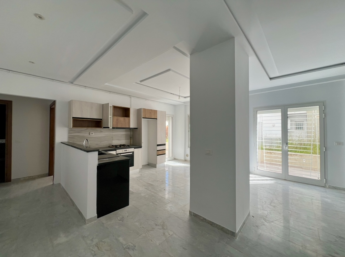 La Soukra La Soukra Vente Appart. 3 pices Appartement s2 avec jardin  la soukra