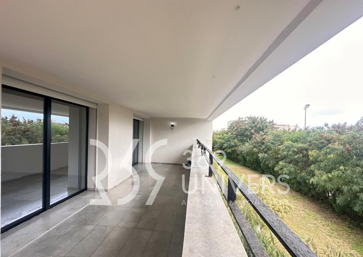 La Marsa Cite Du Stade Location Appart. 3 pices Appartement avec terrasse  la marsa ref ra126