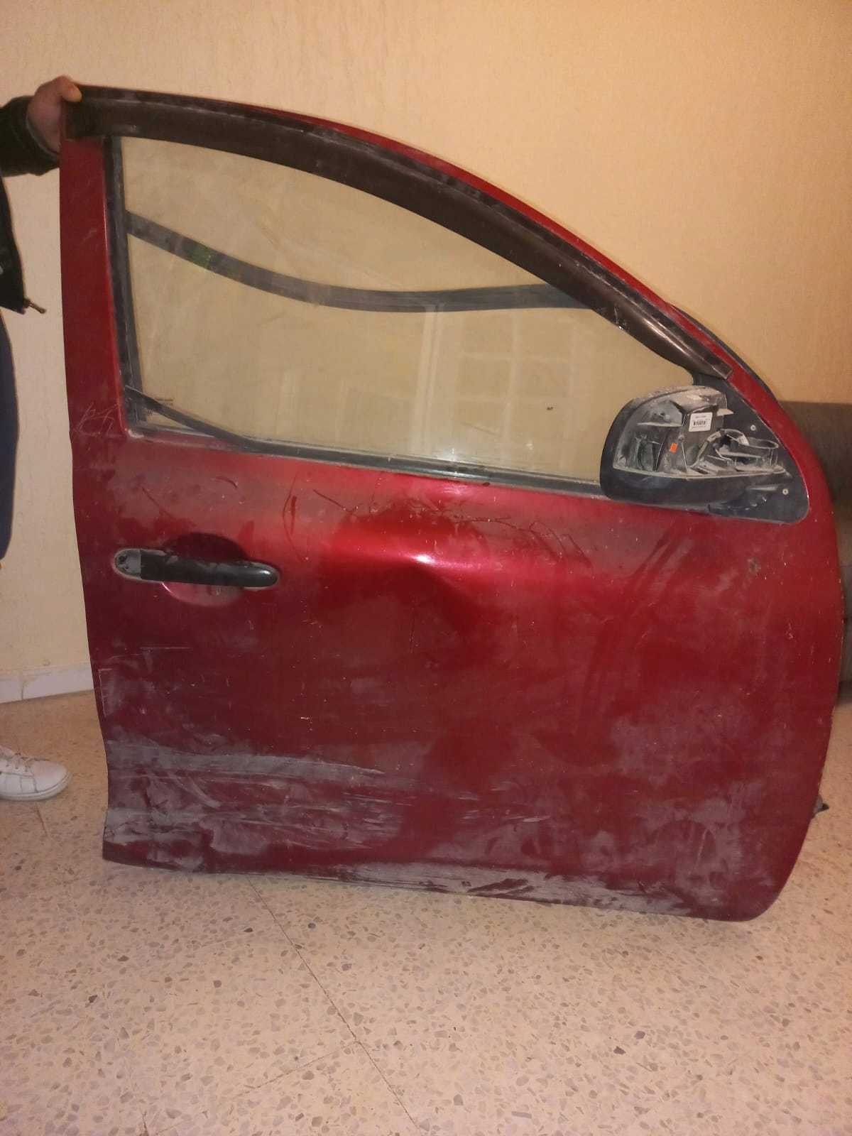 Ariana Ville Ariana Pices Dtaches Carrosserie et Rtroviseurs Deux portes droite nissan micra k13 2015