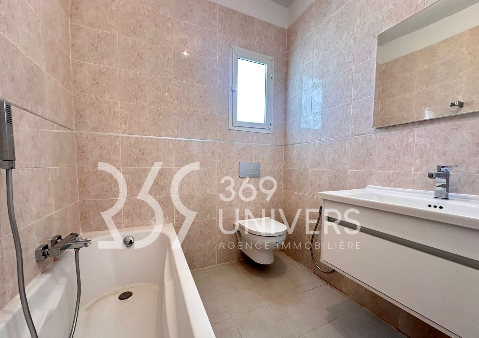 La Marsa Cite El Khalil Location Duplex Duplex avec piscine  la marsa ref rd056