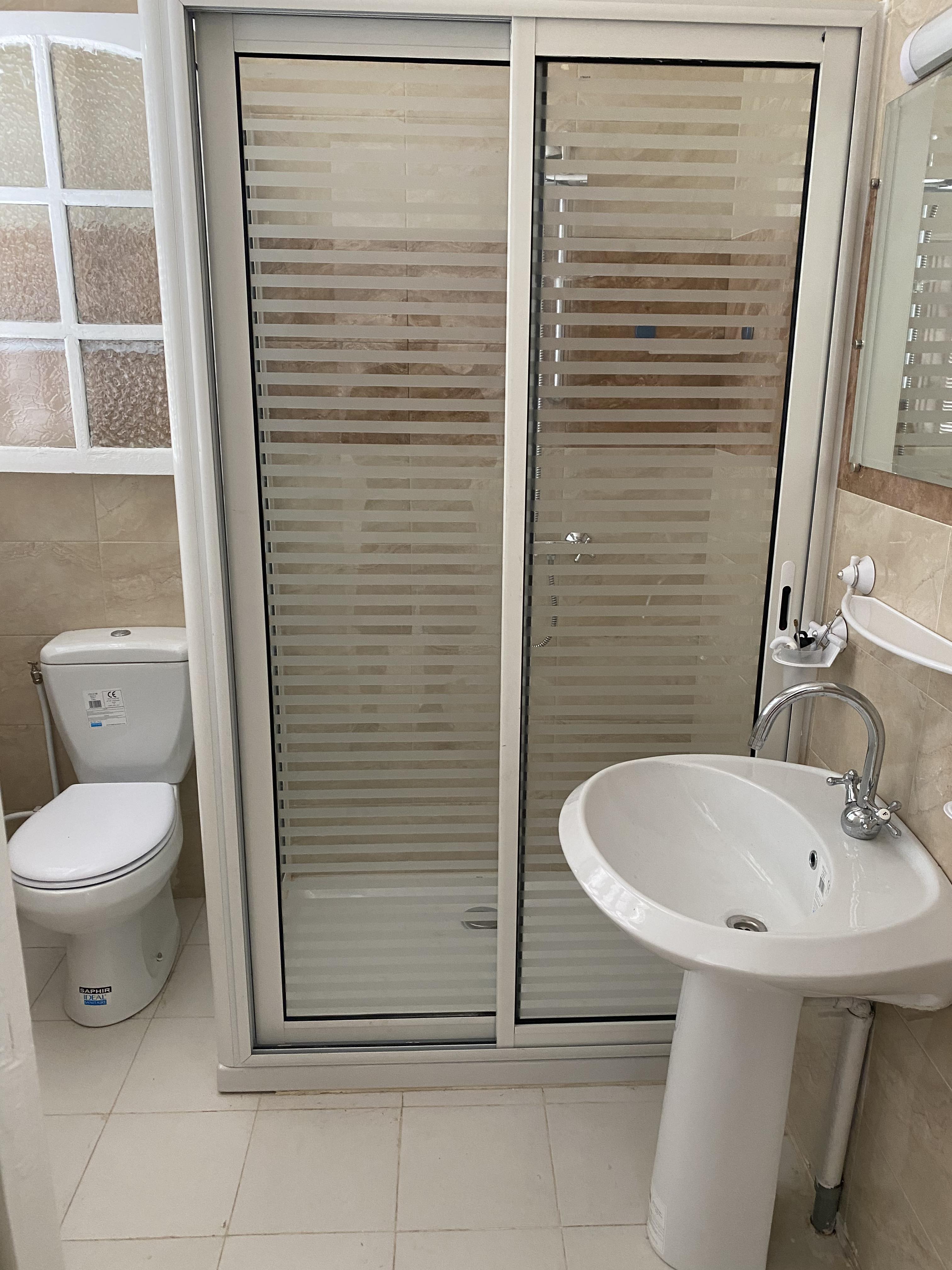 El Menzah El Menzah 9 Vente Maisons Particulier vend villa prestigieuse menzah 9b
