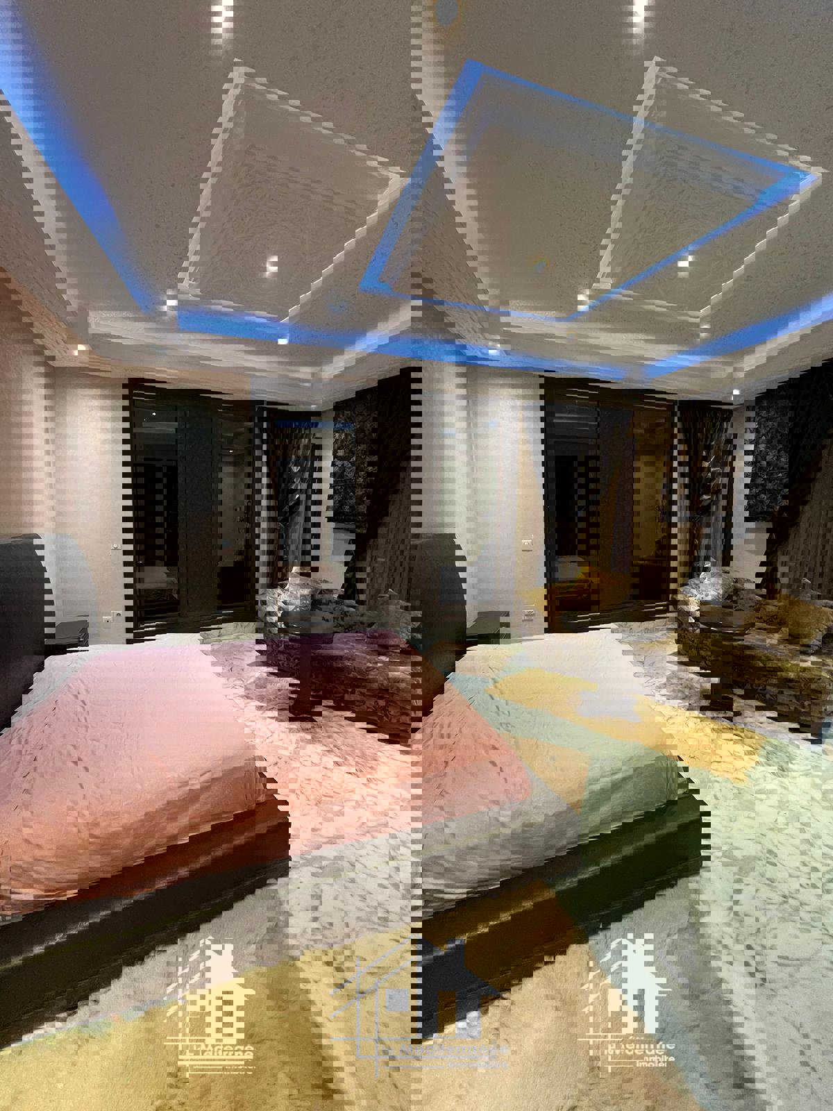 Le Bardo Le Bardo Vente Duplex Luxueuse villa r2  cit el ferdaws bardo