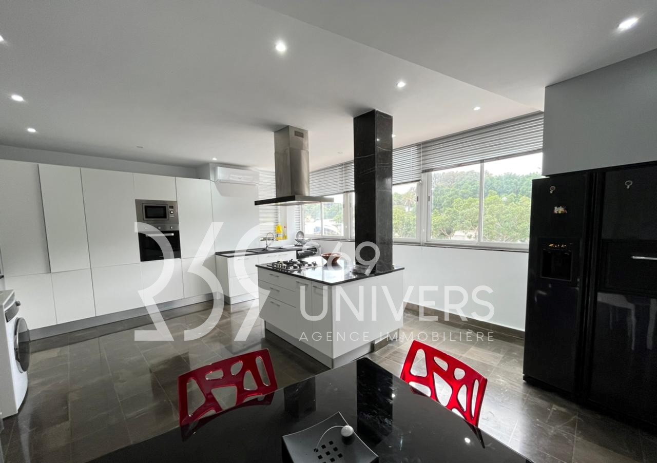 La Marsa Gammart Location Duplex Duplex avec vue sur mer  gammarth ref rd057
