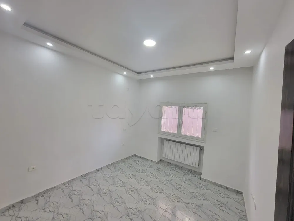 Ariana Ville Borj El Baccouche Location Appart. 2 pices S2 situ  borj baccouche