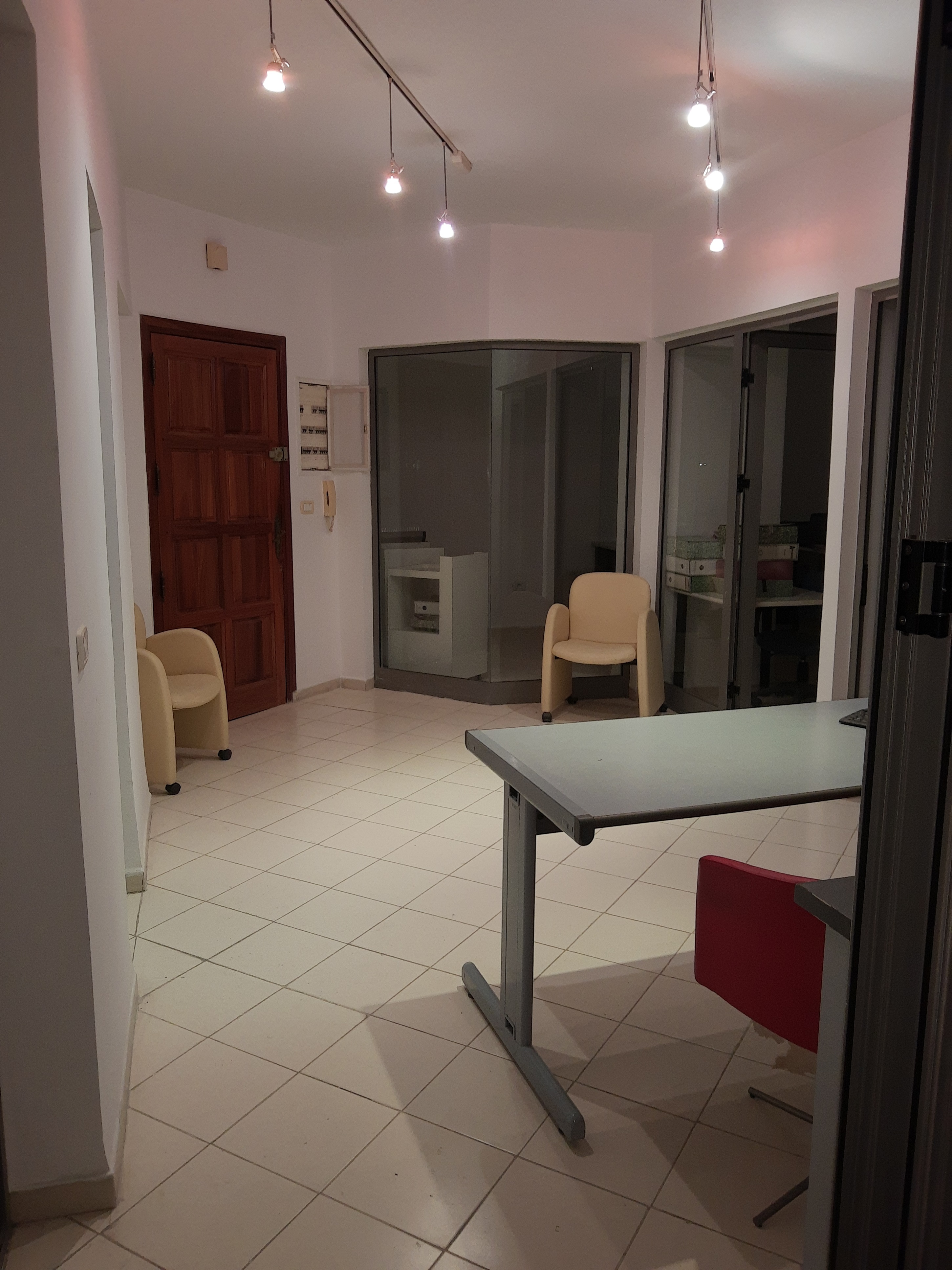 El Menzah El Manar 1 Location Autre Bureau a3 situ  manar 1