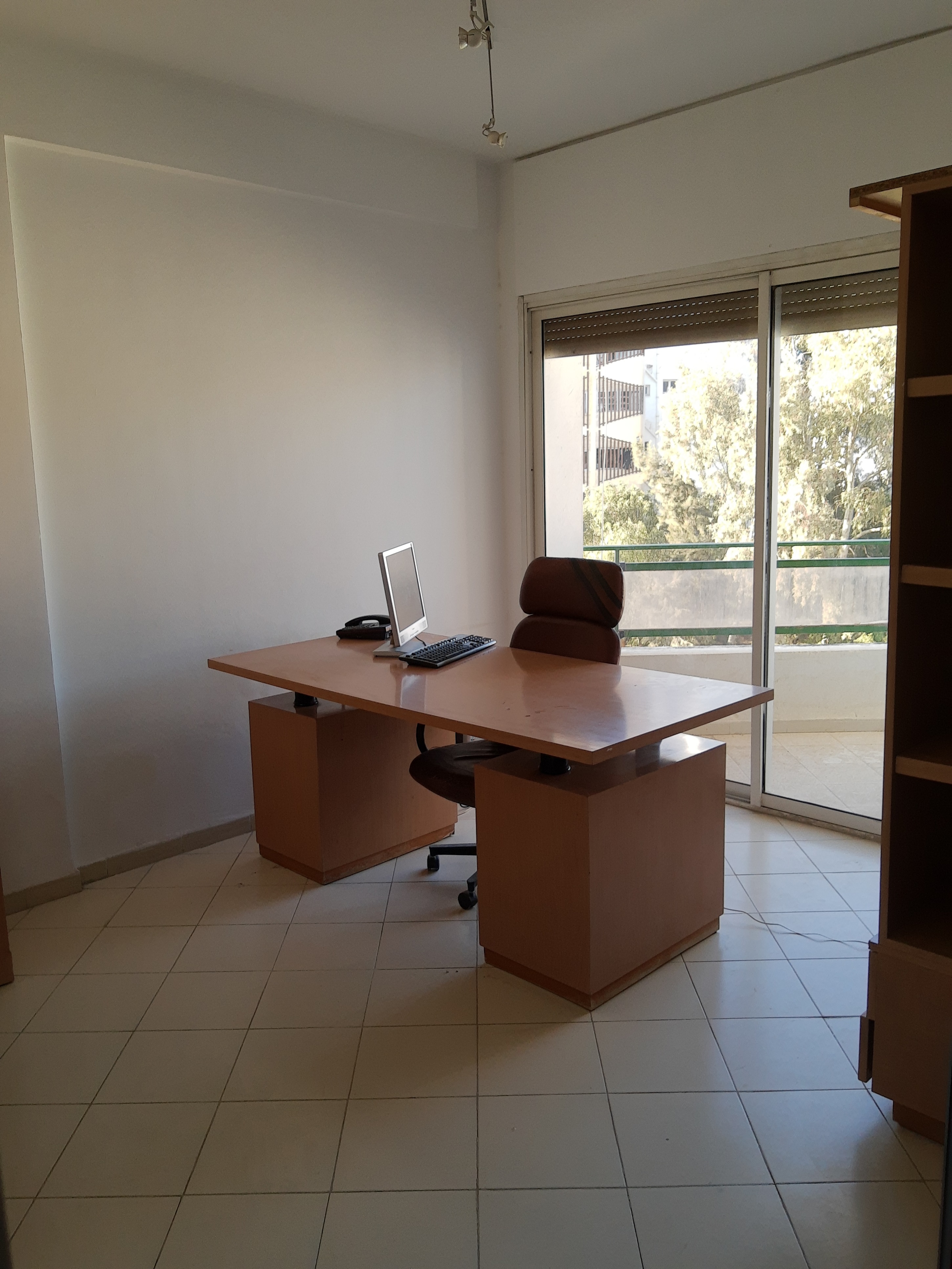 El Menzah El Manar 1 Location Autre Bureau a3 situ  manar 1