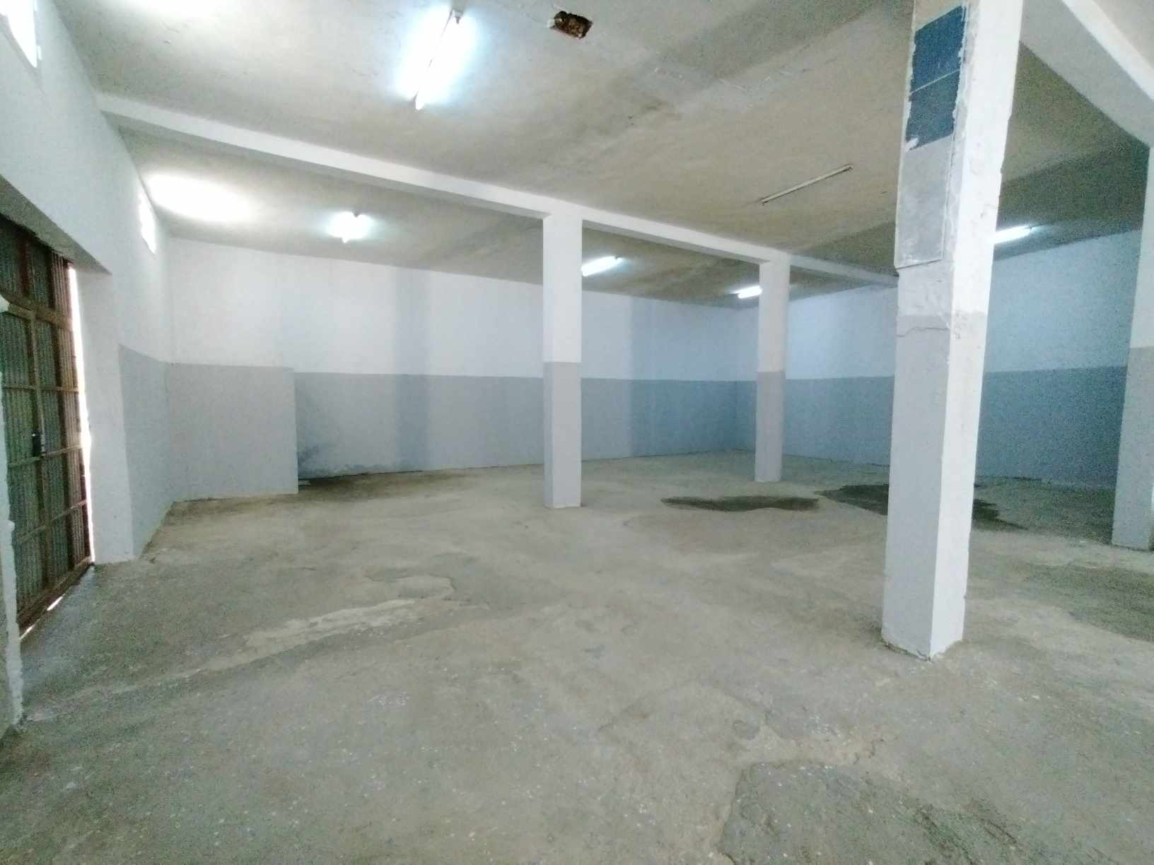 La Soukra Borj Louzir Bureaux & Commerces Surfaces Dpt usage stockage disponible  borj louzir