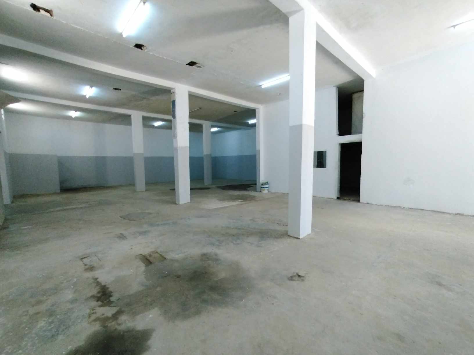 La Soukra Borj Louzir Bureaux & Commerces Surfaces Dpt usage stockage disponible  borj louzir