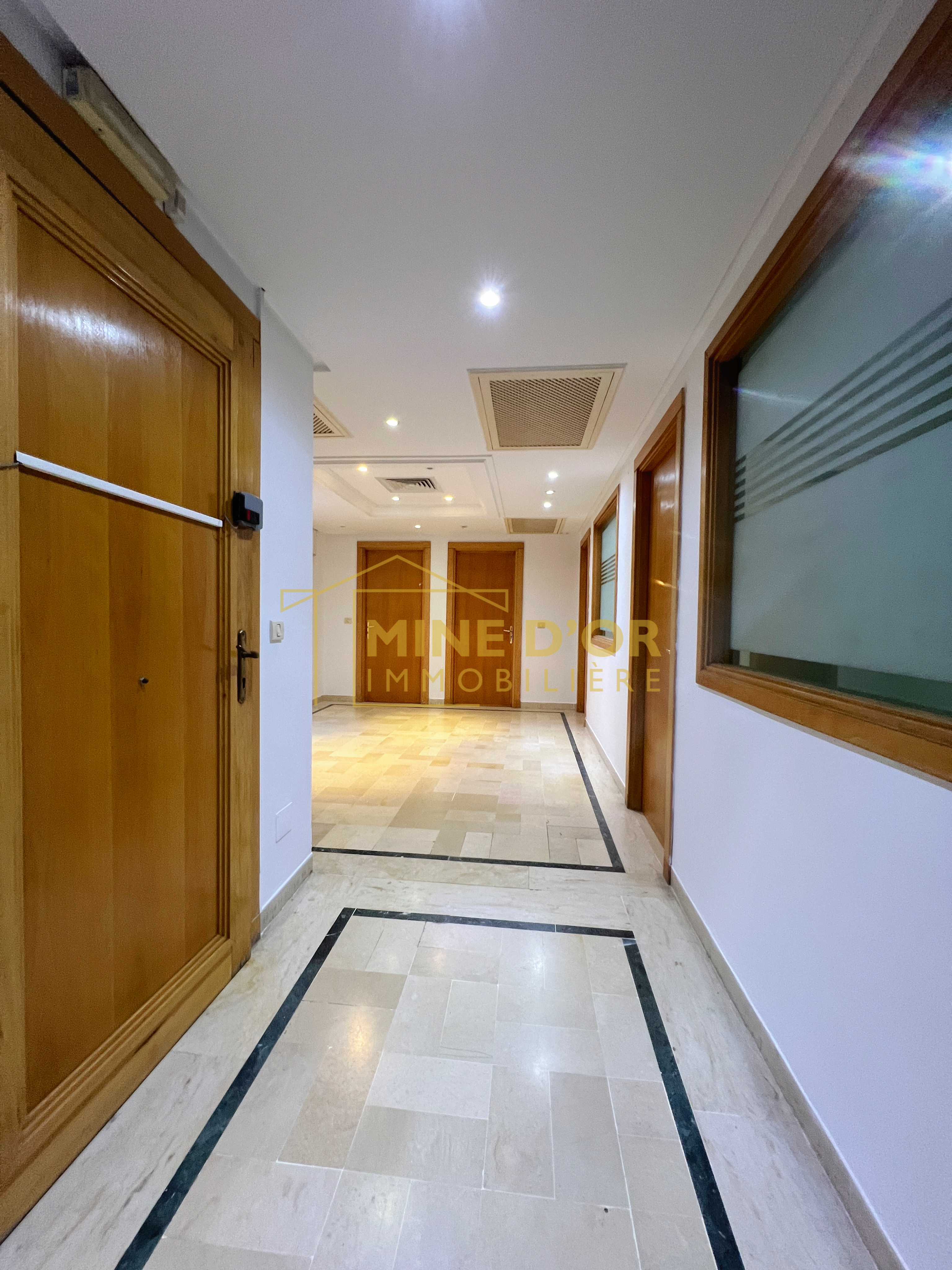 Bab Bhar Montplaisir Bureaux & Commerces Bureau Bureau en 6espaces de 168m  monplaisir