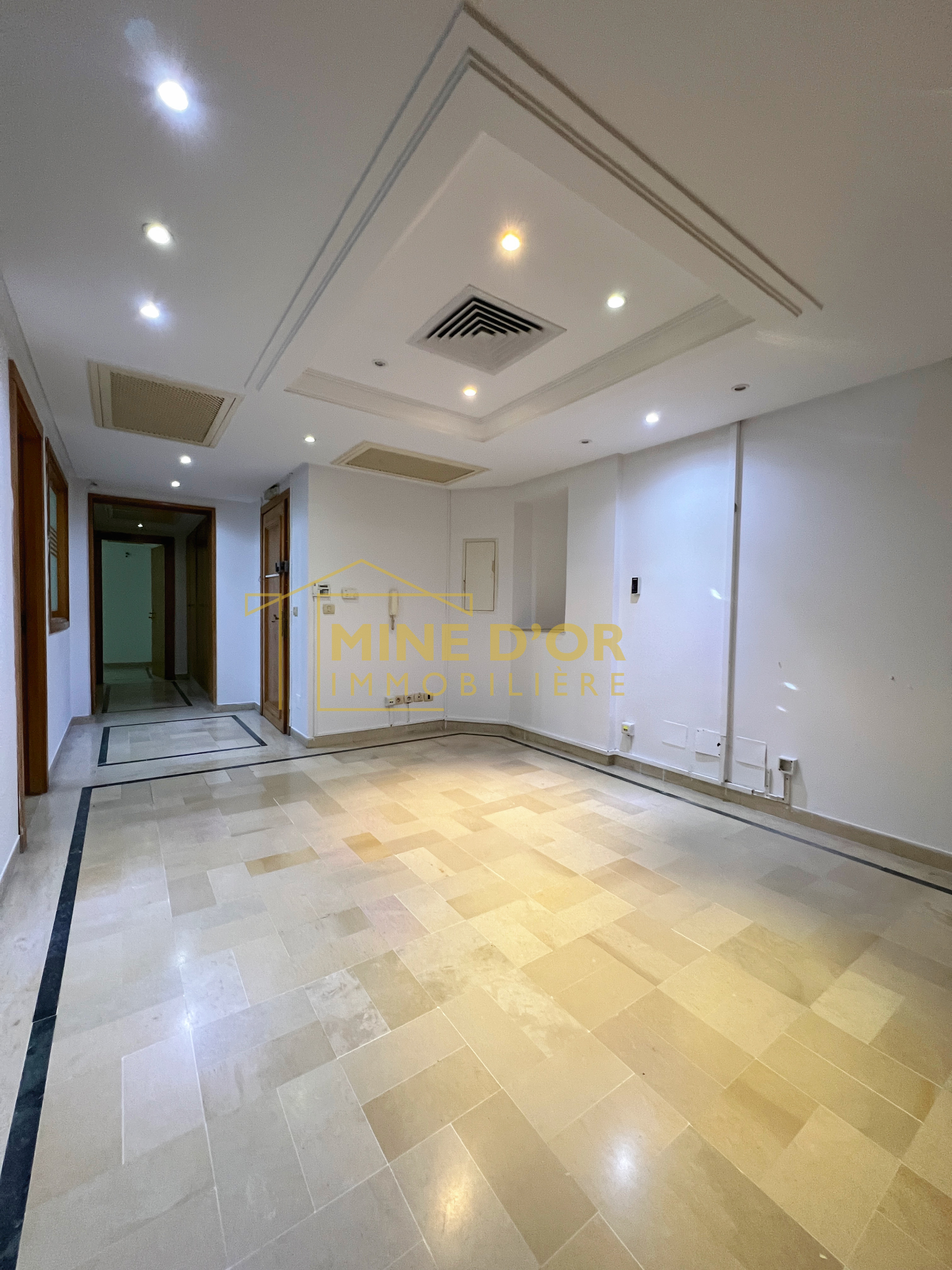 Bab Bhar Montplaisir Bureaux & Commerces Bureau Bureau en 6espaces de 168m  monplaisir