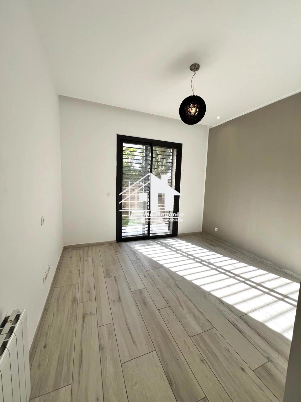 La Marsa Sidi Daoud Location Appart. 1 pice S1 avec jardin  sidi daoued