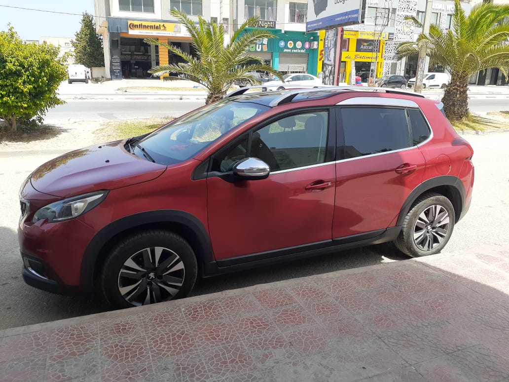La Soukra Dar Fadhal Peugeot Autre Modle Peugeot 2008 rouge excellente occasion