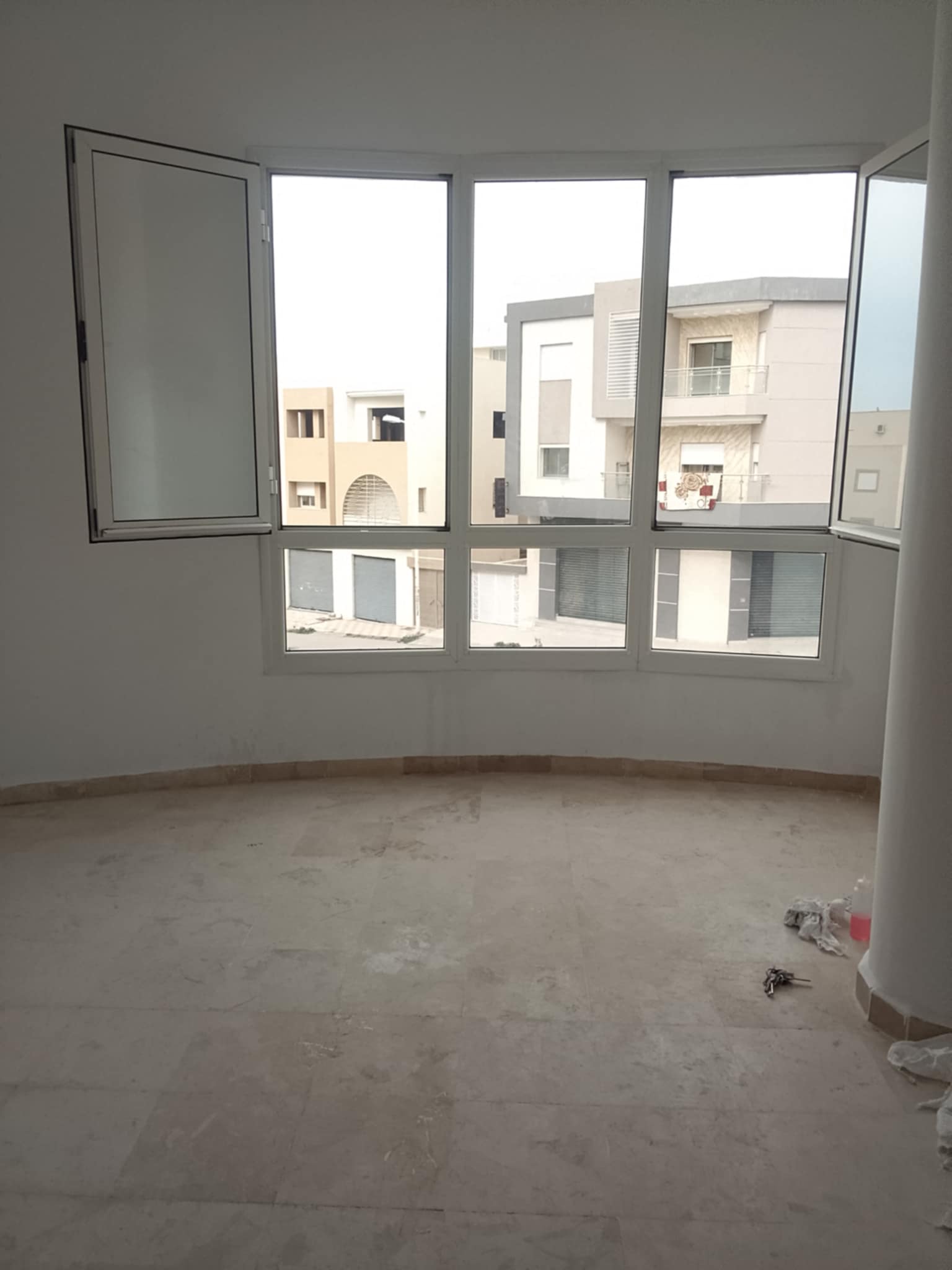 El Mourouj El Mourouj Location Appart. 3 pices Appartement dans r2