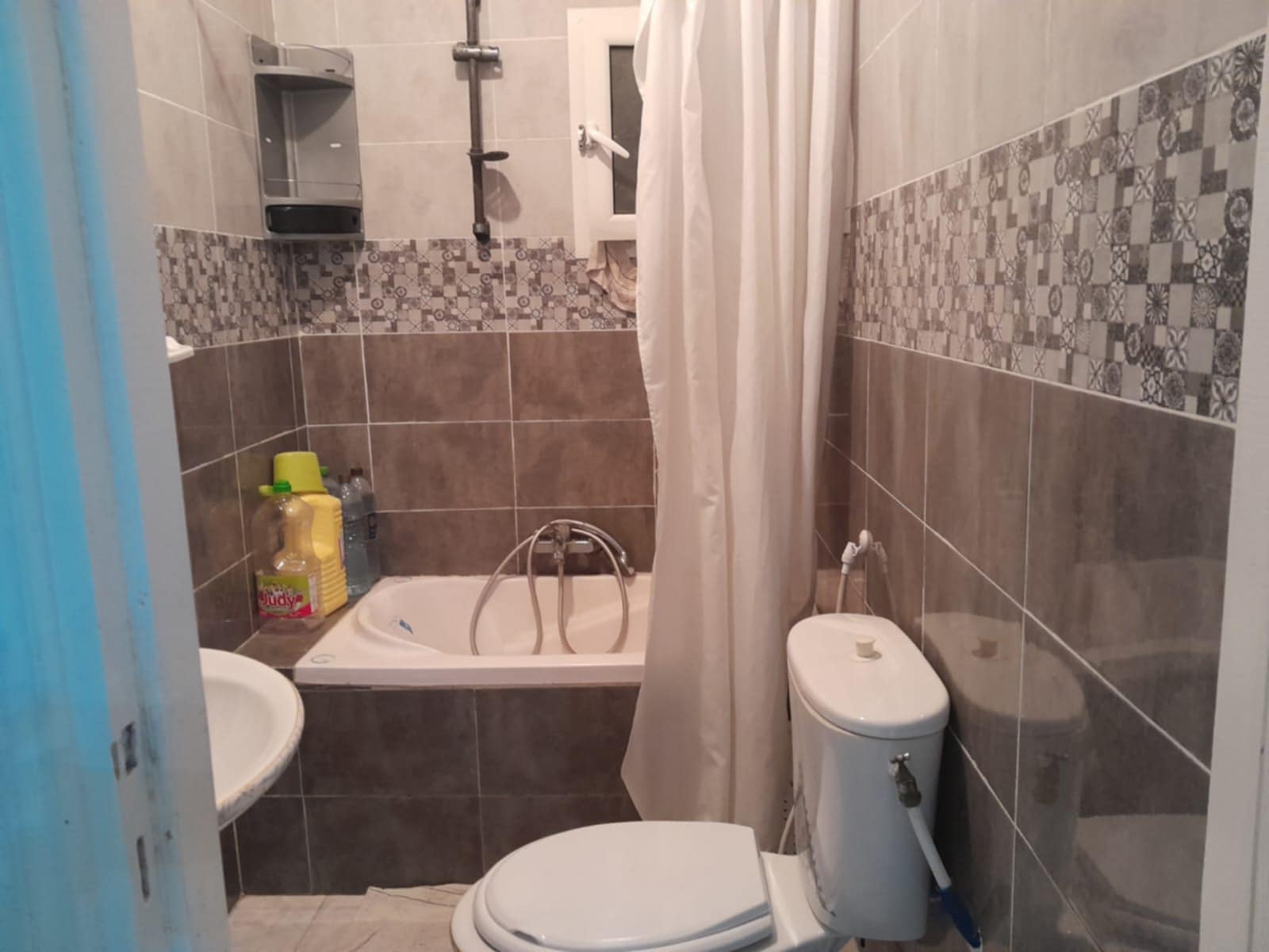 El Mourouj El Mourouj Location Appart. 3 pices Coquet appartement
