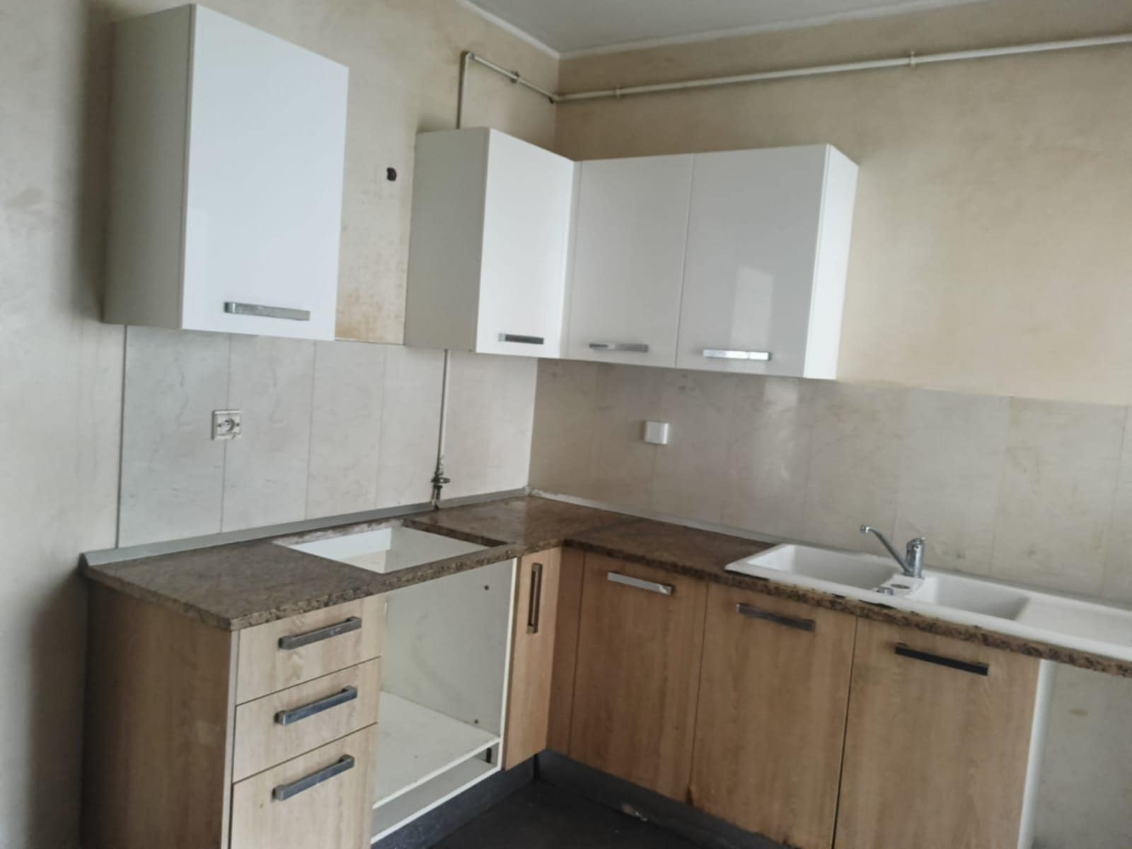 El Mourouj El Mourouj Location Appart. 3 pices Appartement s2 pres salim school