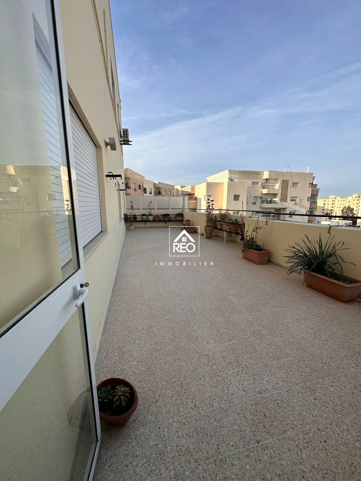 La Marsa El Aouina Vente Appart. 3 pices Un appartement s3  cit wahat