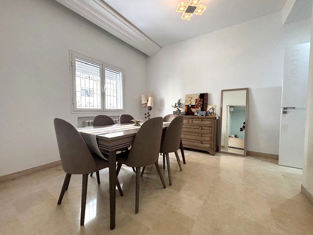 La Marsa El Aouina Vente Appart. 5 pices+ Appt s4  cit les palmeraies