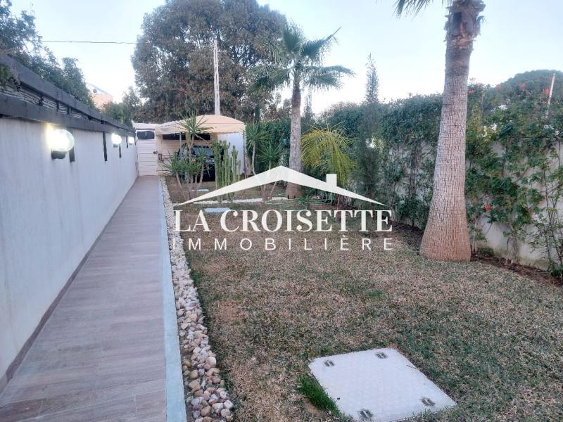 La Soukra Chotrana 3 Location Maisons Villa s4 avec piscine  la soukra mvl1672