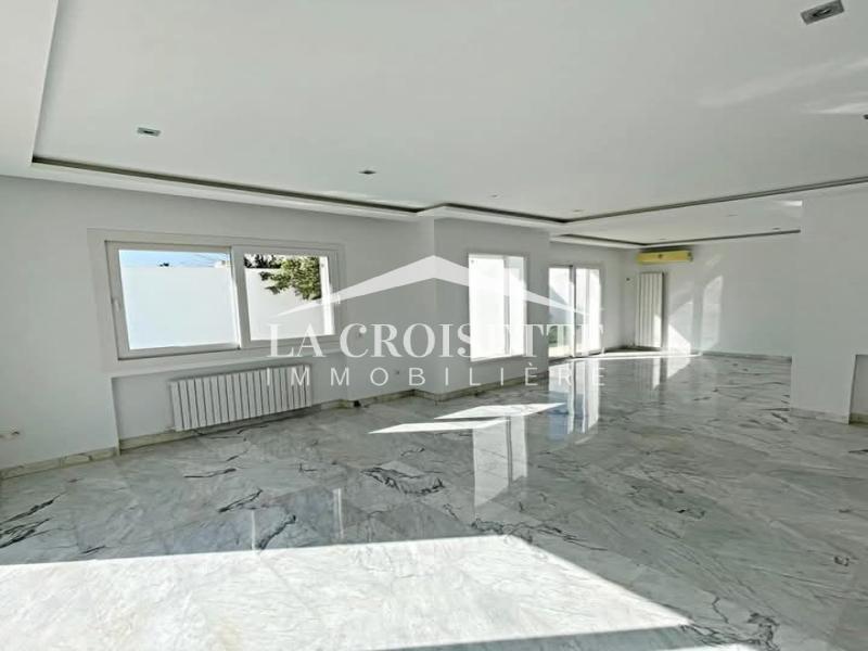 La Soukra La Soukra Location Maisons Villa s4 avec piscine  la soukra zvl1665