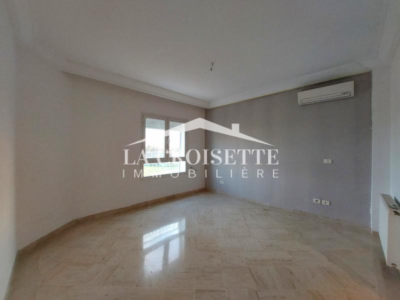 La Soukra La Soukra Location Appart. 4 pices Appartement s3  la soukra mal1472