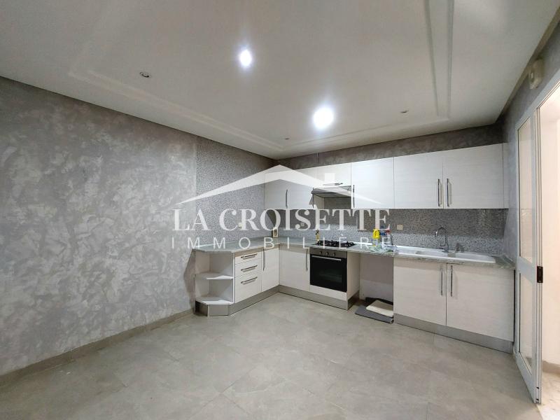 La Soukra La Soukra Location Appart. 4 pices Appartement s3  la soukra mal1472