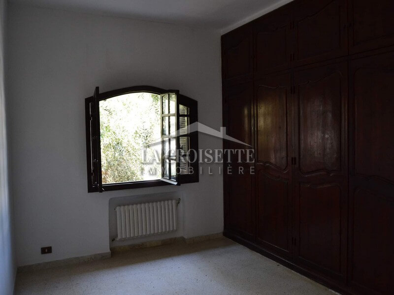 La Marsa Sidi Daoud Location Appart. 5 pices+ Villa s5  la marsa