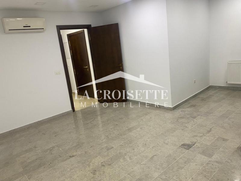 Ain Zaghouan Ain Zaghouan Bureaux & Commerces Bureau Un  bureau en h2  ain zaghouen zbl0495